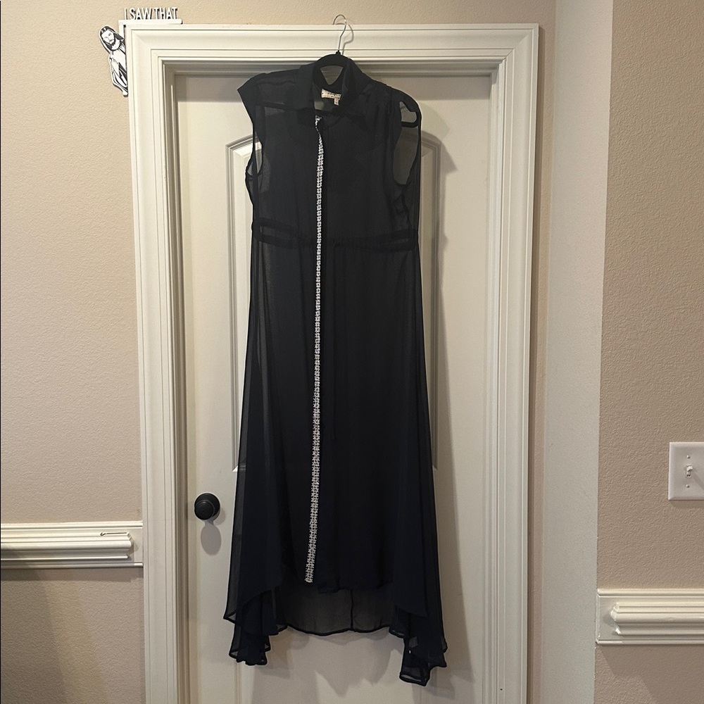 Sheryl Crow Sheer, Elegant Dark Navy Cap Sleeve Duster With Stunning Bead Work.
